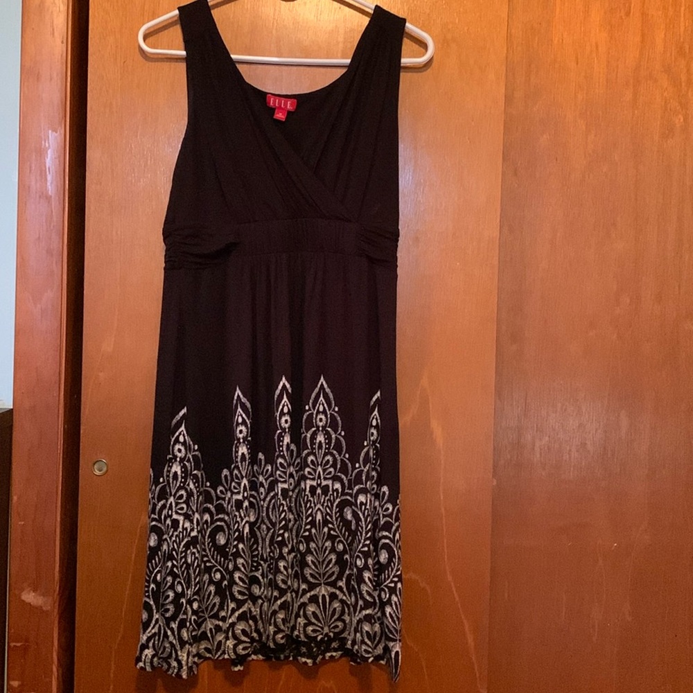 Elle Black Dress -Pattern Bottom